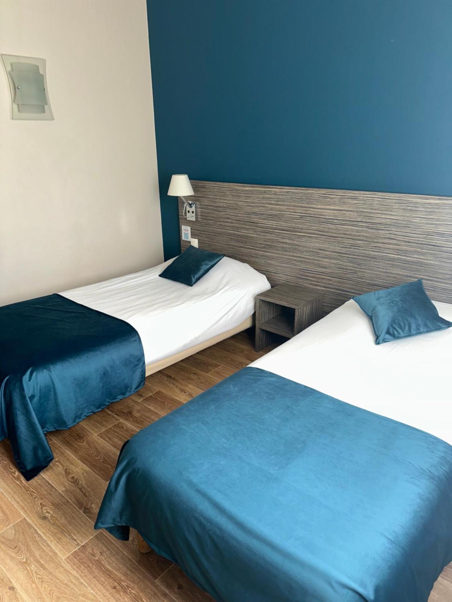 Hotel Caiman Pierrelatte Ngoại thất bức ảnh